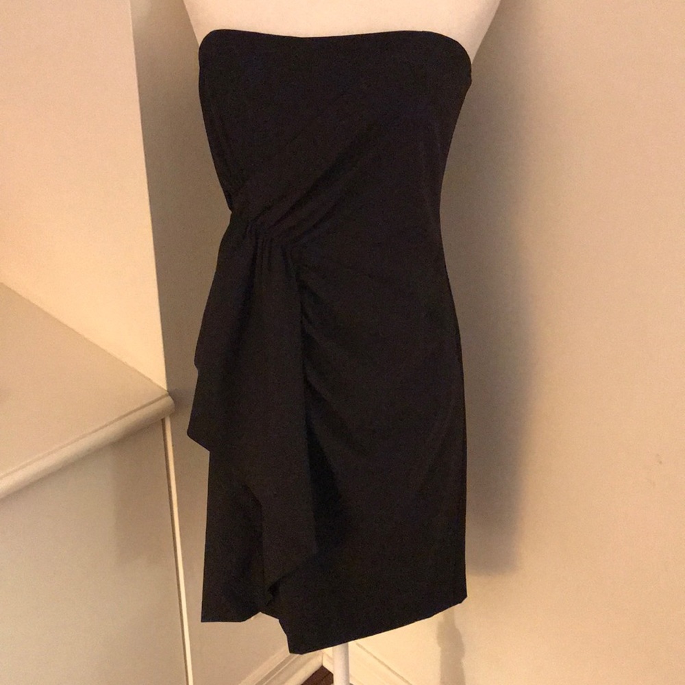 NWOT Nicole Miller Gathered Strapless Dress!